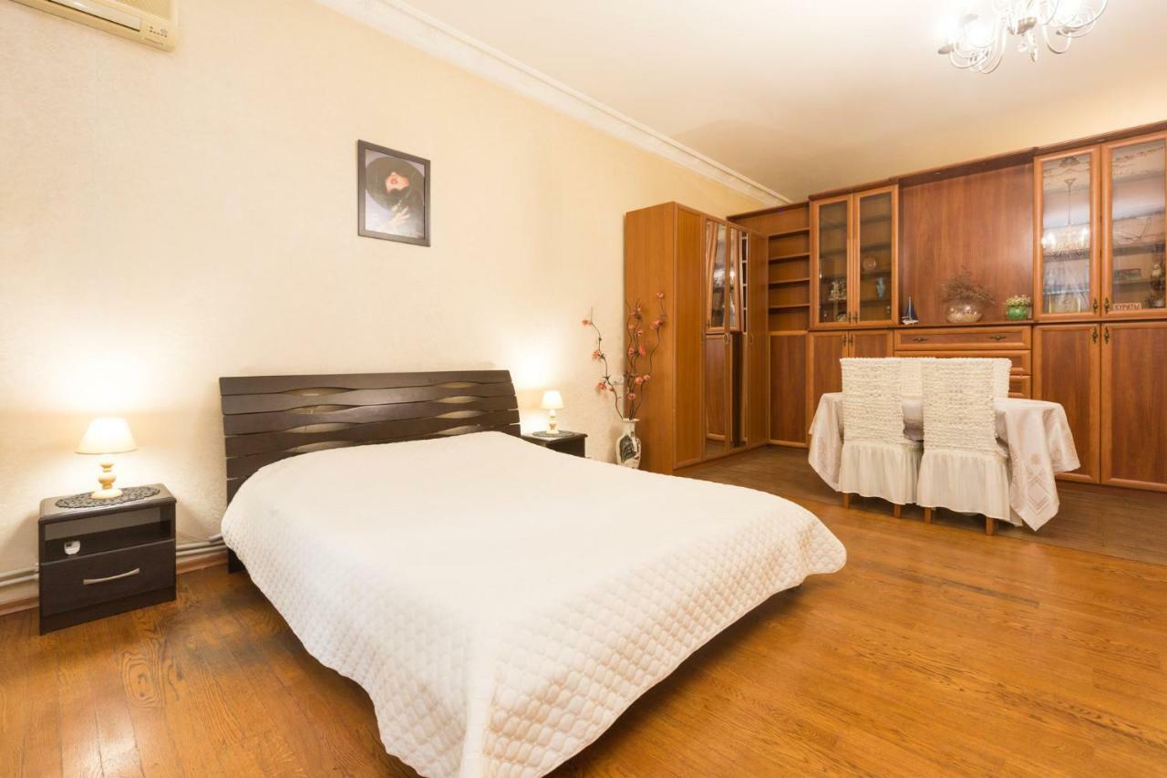 Goodrest On Ekaterininskaya Apartment Oldenburg Bagian luar foto